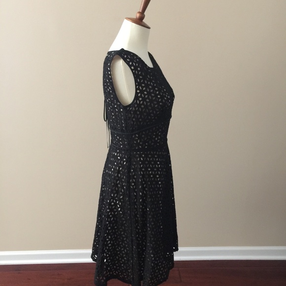 Ann Taylor Loft Black Lined Eyelet Dress Size 2 - Picture 5 of 8